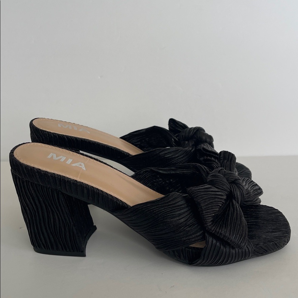 MIA Black Knotted Bow Slide Mules‎ Heels Sandals 7.5 NWT